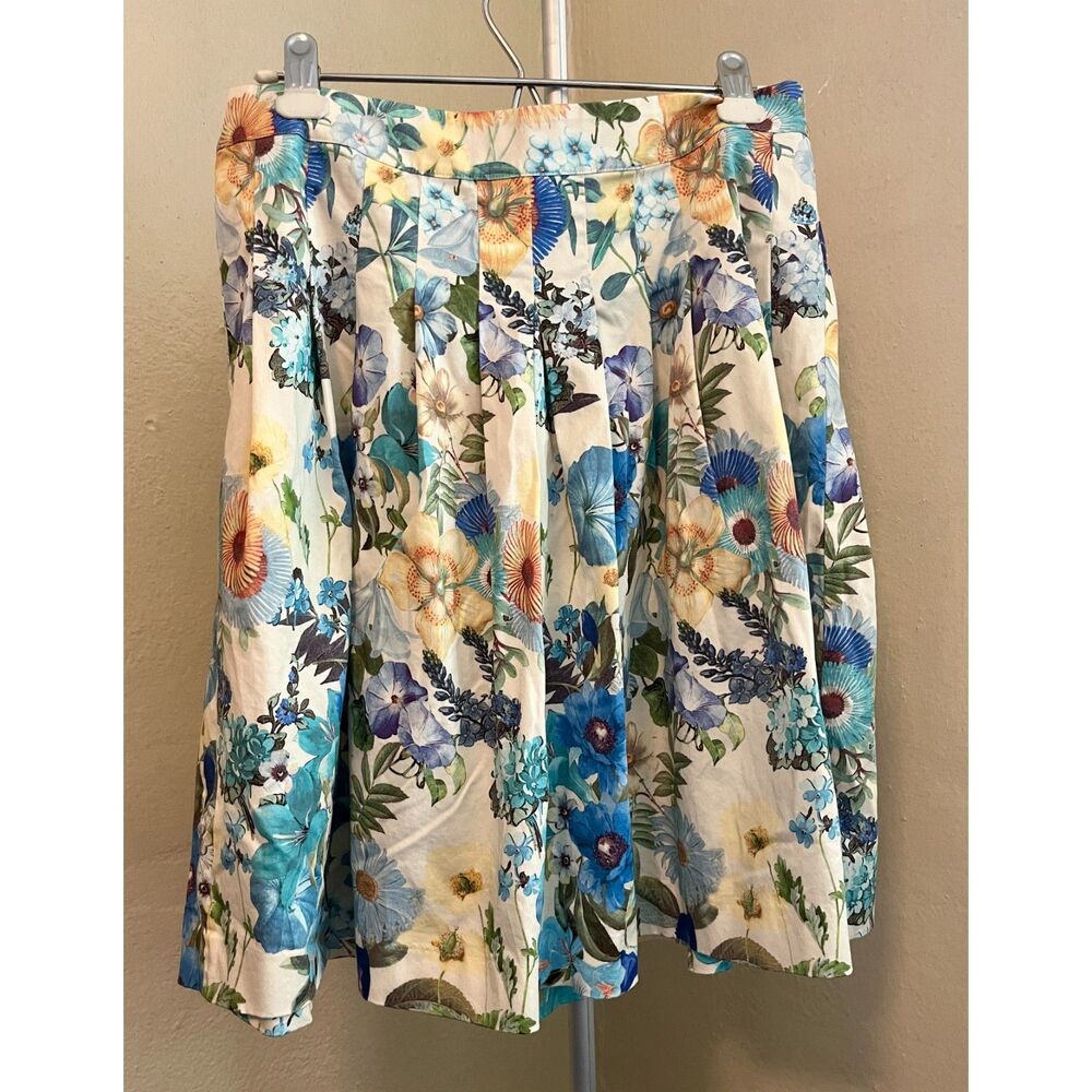 Talbots pleated floral print skirt 10P  Cotton 98%